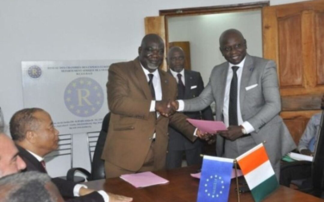 JEUDI 03 DÉCEMBRE 2015 : PASSATION DES CHARGES