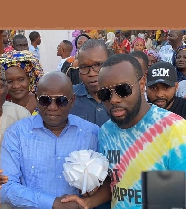 UNE VOIE PAVEE D’A PEU PRES 1 KM OFFERTE A LA COMMUNE IV DE BAMAKO PAR S.E.M. SANGARE SIDIKI BOUBACAR