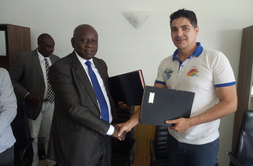 SIGNATURE DE CONVENTION AVEC L&rsquo;ONG PADRE PIO